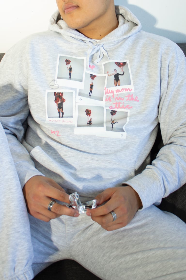 polaroid hoodie Image 5