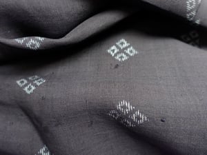 Image of Grå-sort hør kimono med mønster