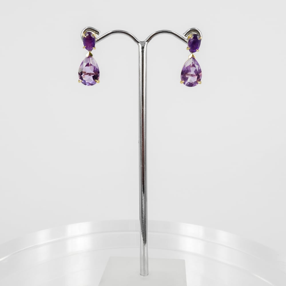 Image of Yellow gold and Amethyst drop earrings. PJ5942