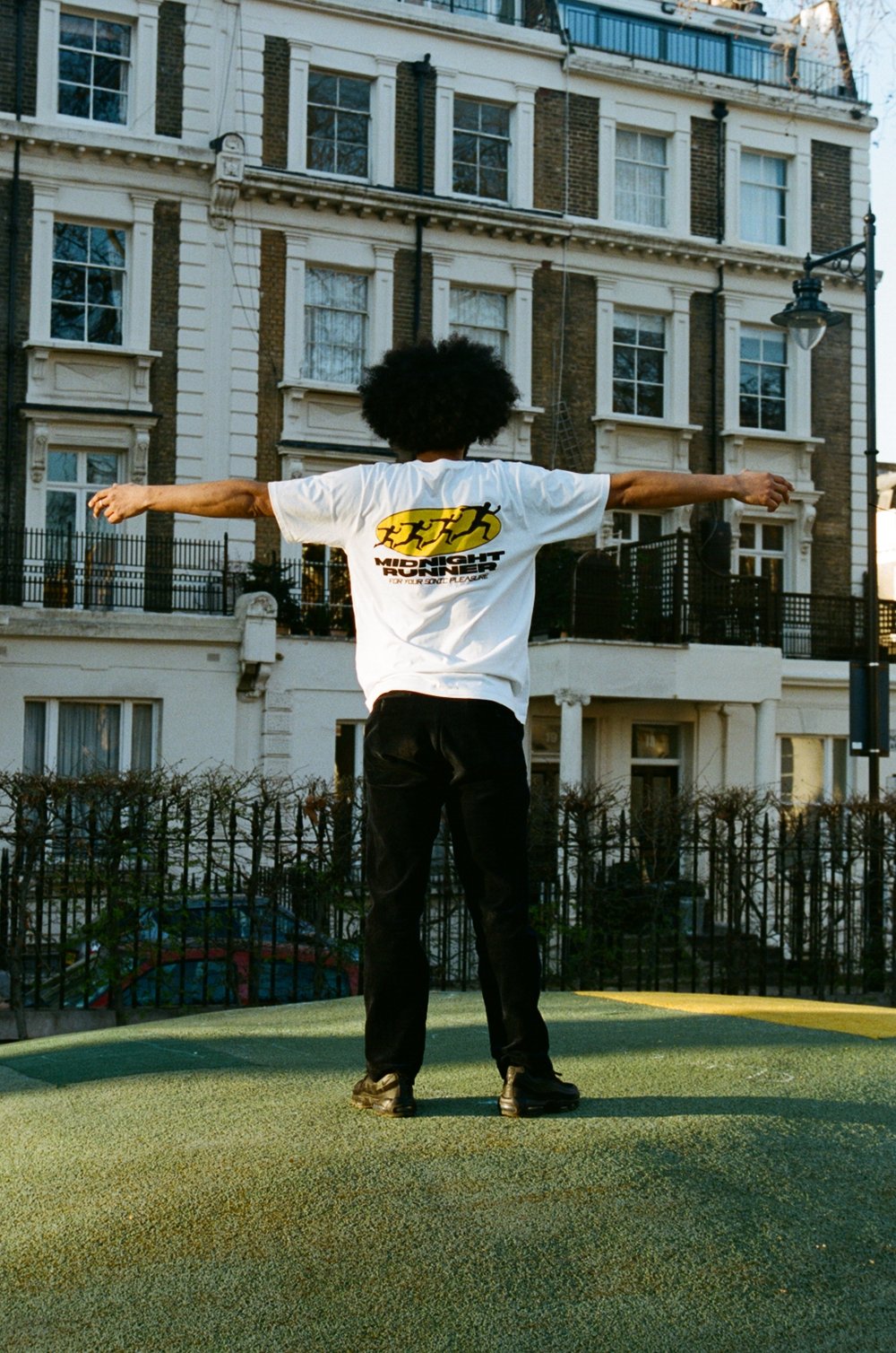 MIDNIGHT RUNNER OG LOGO TEE
