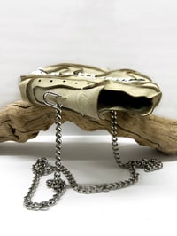 Image 2 of Nike Outlines 
