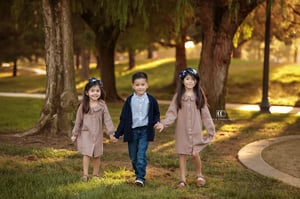 Image of Family Mini Sessions Outdoors - Saturday November 19