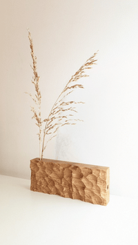 Image 1 of Soliflore sculpté en chêne "RELÈU"