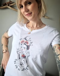 Image 1 of T-SHIRT BLANC FRIDA - THE SIMONES X EMY TATTOO