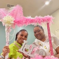 Image 4 of Selfie Frame!