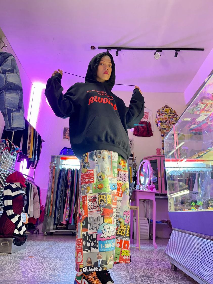 Image of VANDALS 2.0 nylon long skirt 