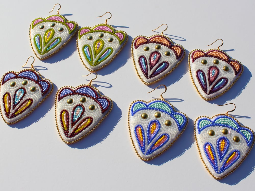 Image of Nahasdzáán (FREE SHIPPING)