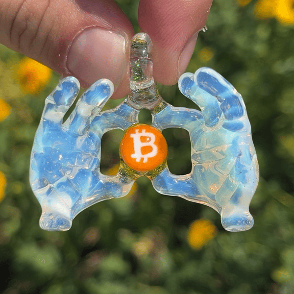 Image of Diamond Hands Bitcoin Pincher