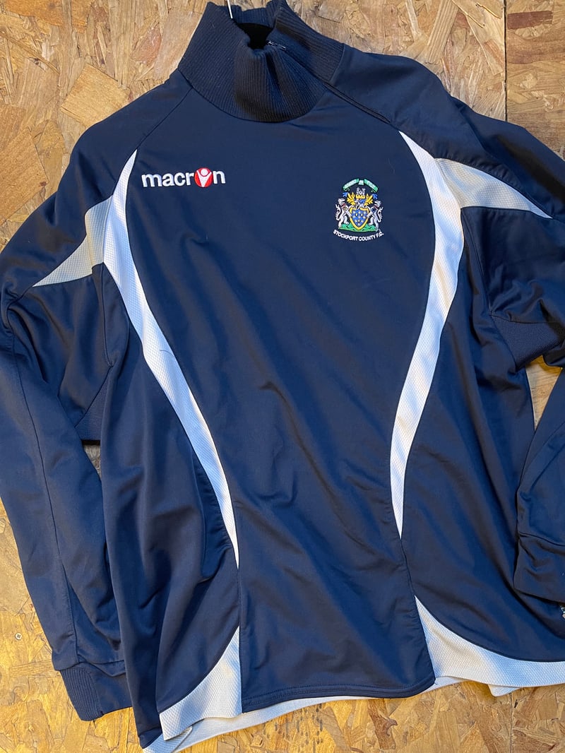 2009/10 Macron Training Top | Stockport County Shirts