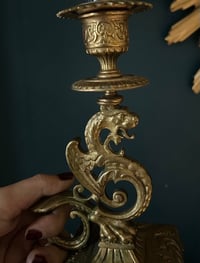 Image 6 of Superbe paire de bougeoirs à main en bronze massif, style empire, fin XIXème siècle