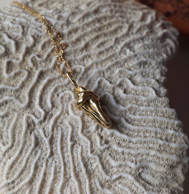 Pendentif Embrassade - pièce unique