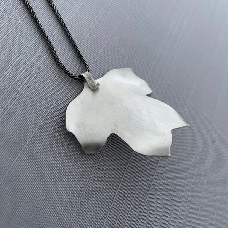 Sterling Silver Tulip Tree Leaf Necklace Image 5