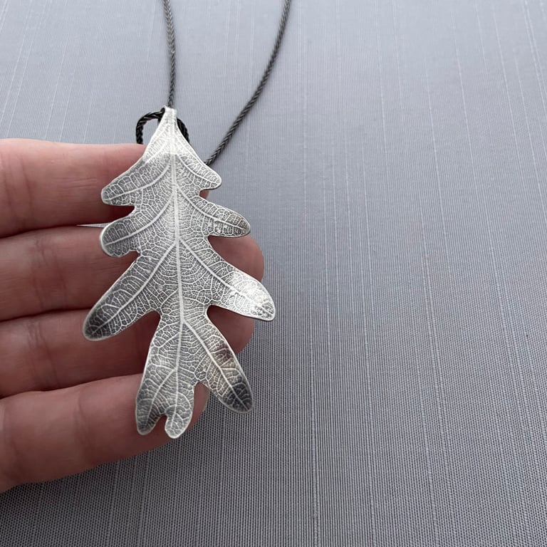 Sterling Silver Imprinted White Oak Leaf Necklace Image 2