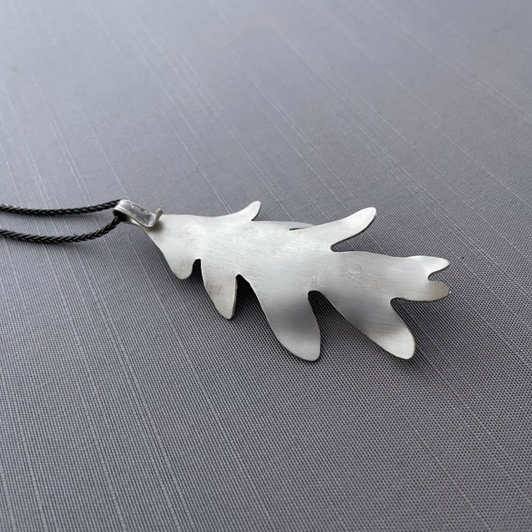Sterling Silver Imprinted White Oak Leaf Necklace Image 5