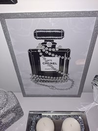 Image 1 of SILVER GLITTER PURFUME GLOSSY PRINT 