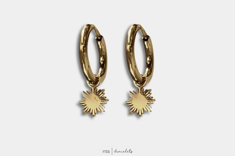 Image of GOLD FILIPINA MINI ARRAW HUGGY EARRINGS (Gold) 