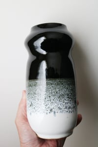 Image 3 of black & white speckled vase, large
