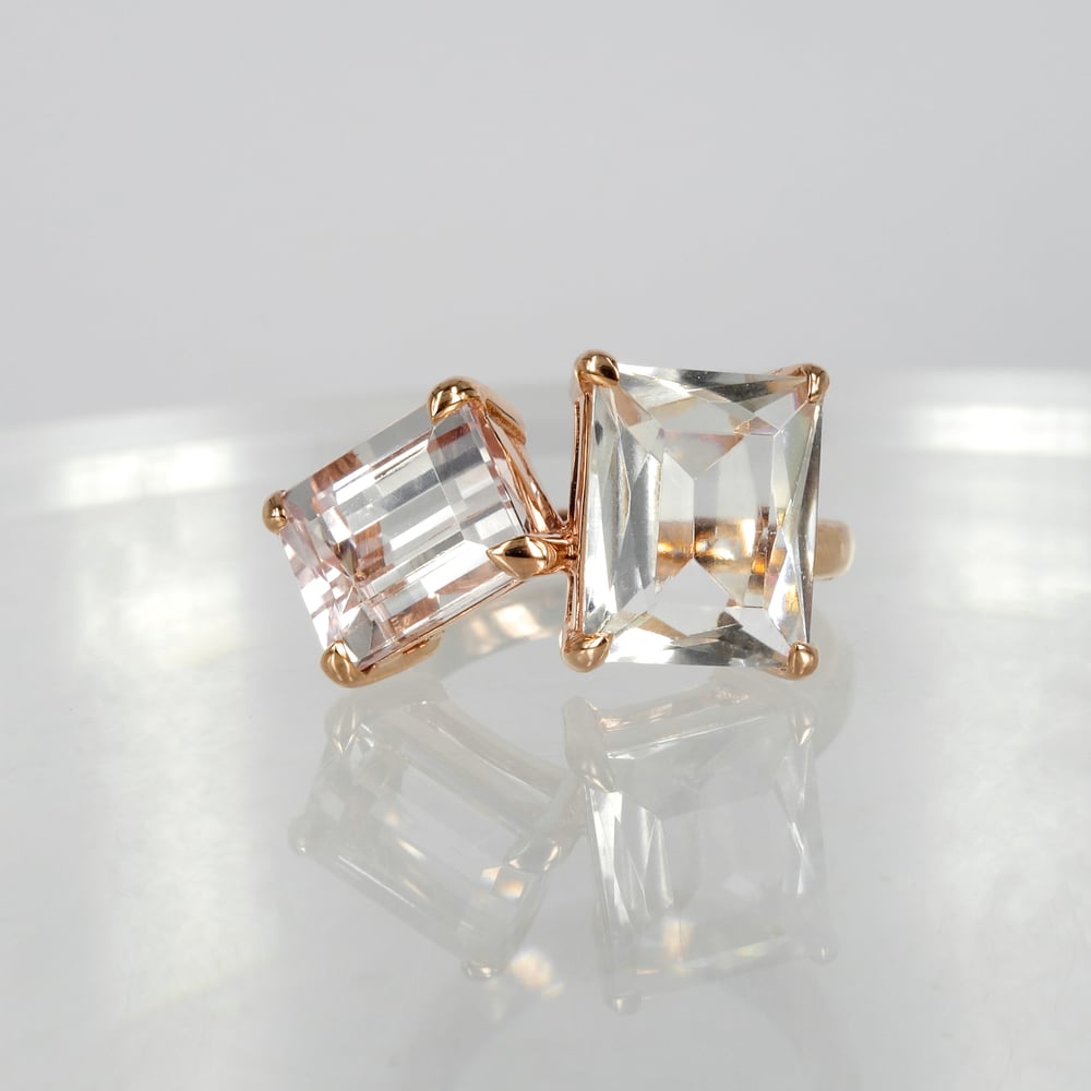 Image of Large 9ct rose gold cocktail ring. Pj5946