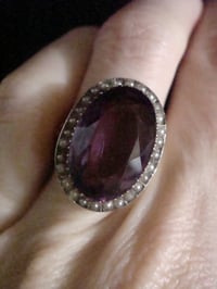 Image 4 of VICTORIAN 9CT YELLOW GOLD NATURAL AMETHYST AND PEARL LARGE CLUSTER RING