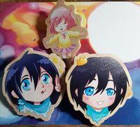 Image 2 of Noragami Wooden Pins