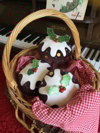 Image 1 of Velvet Christmas Pudding