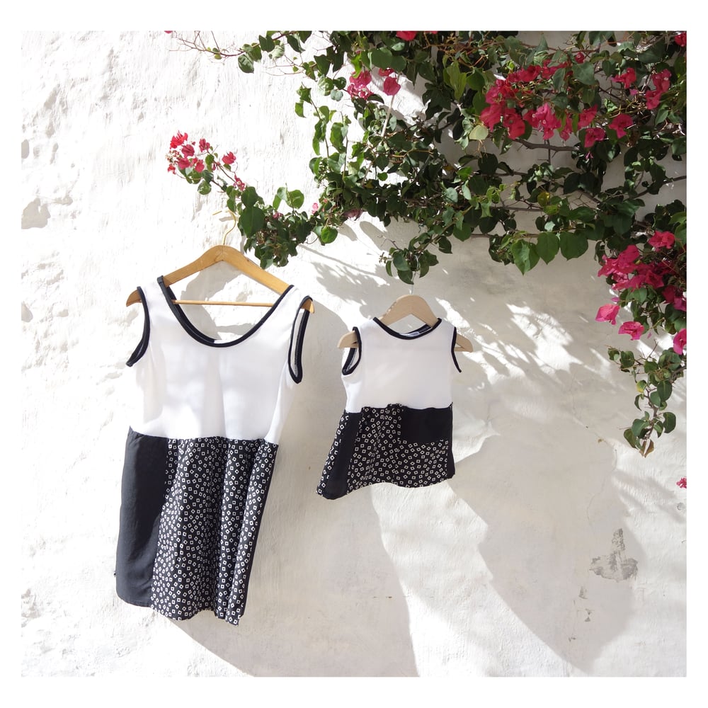 Image of gena dress mum&baby SQUARES
