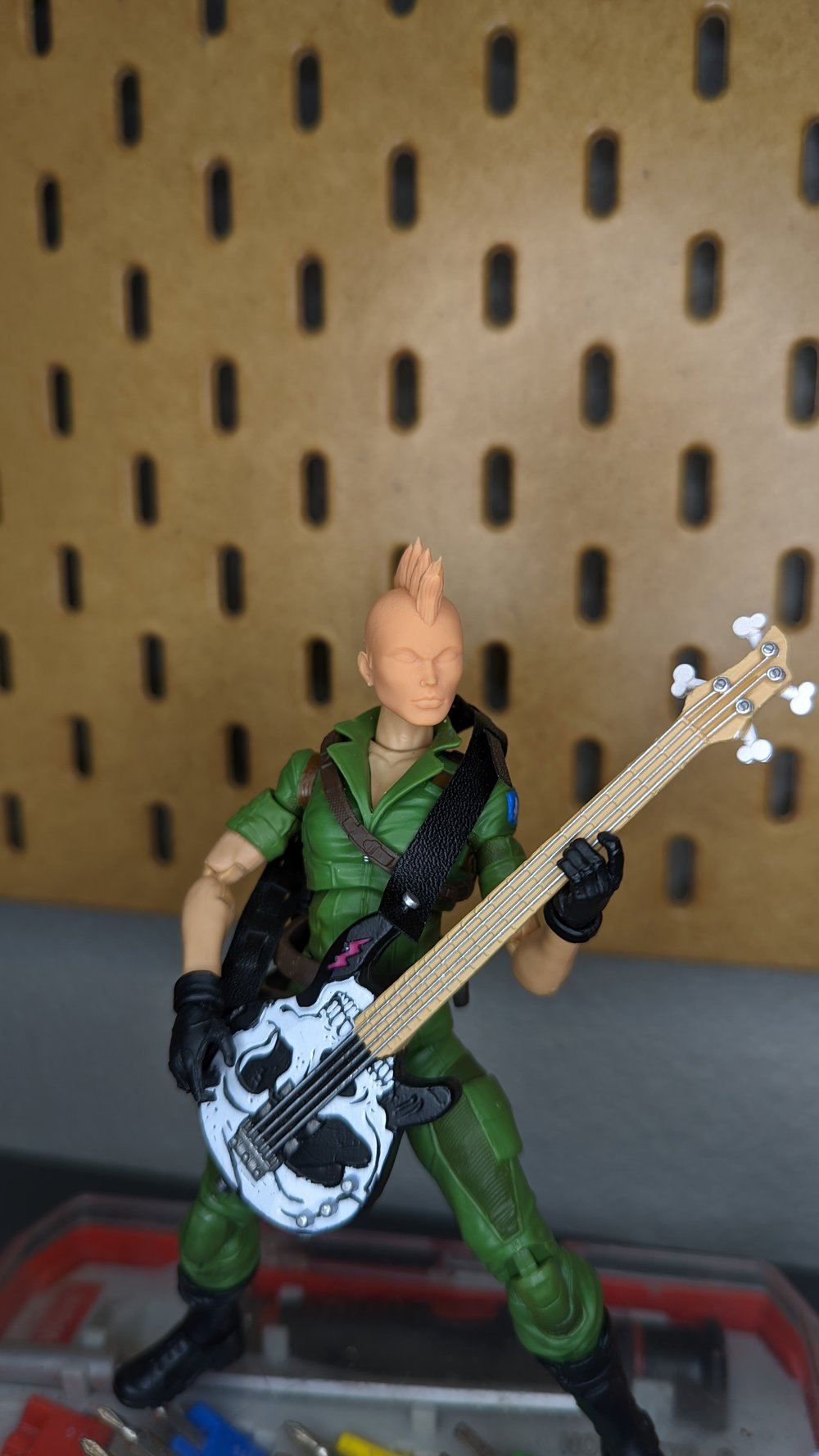 Punk rock girl