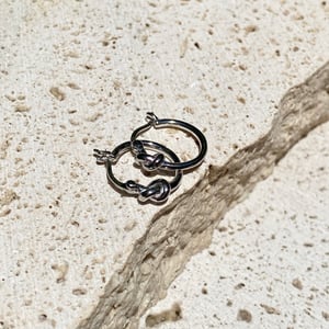 Image of KNOT HOOPS SILVER