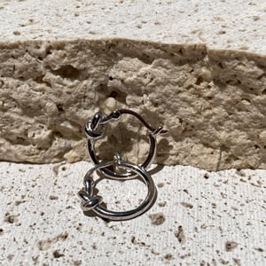 Image of KNOT HOOPS SILVER