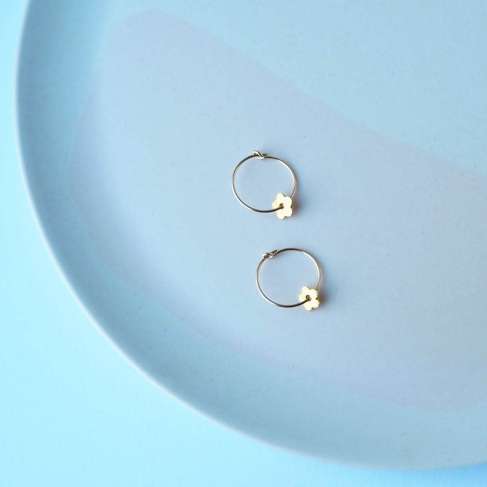 Image of *NEW* Minima Hoop Earrings