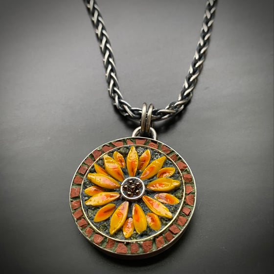 Image of Sunflower Medallion 