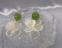 Image 2 of Shell Earrings 贝壳耳坠