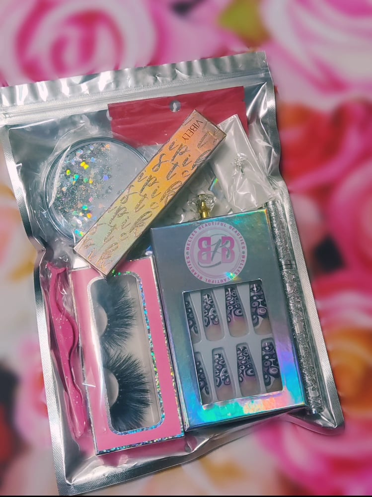 Image of Belles Beautiful Beauty Kit 2