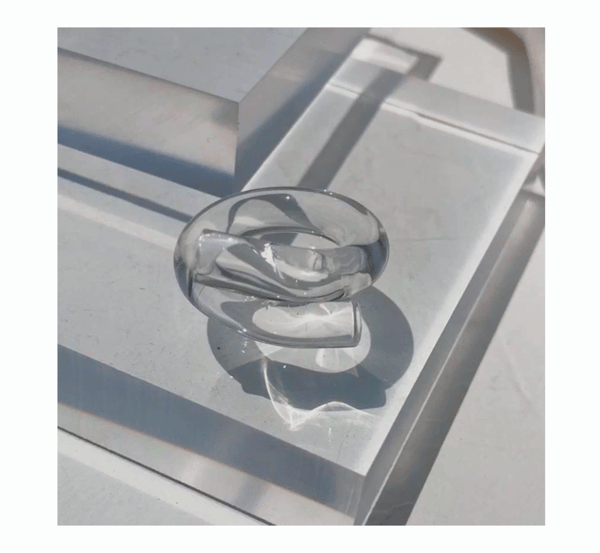 Image of LUCITE RING