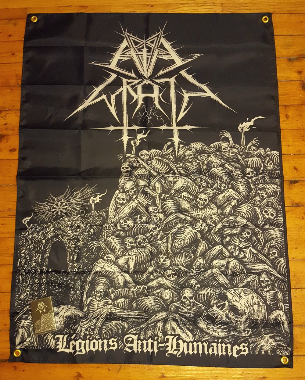 Evil Wrath - Légions Anti-Humaines - (36"inch x 50"inch) - Banner/Flag