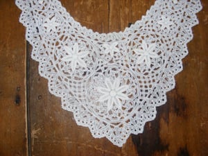 Victorian Handmade Lace Collar Long Lappets 