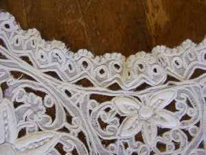 Victorian Handmade Lace Collar Long Lappets 