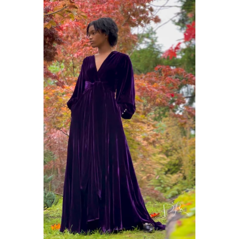 Deep Purple Limited Edition Silk Velvet Beverly Dressing Gown PRE-ORDER FOR NOVEMBER DELIVERY Image 2