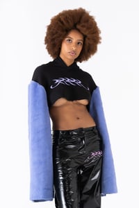 Image 1 of SWEATSHIRT WITH LILAC ECO-FUR SLEEVES