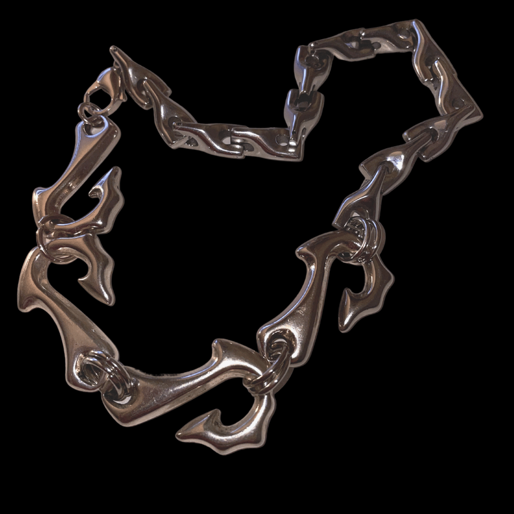 signature pendant choker
