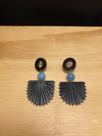 Image 2 of Cutter Earring