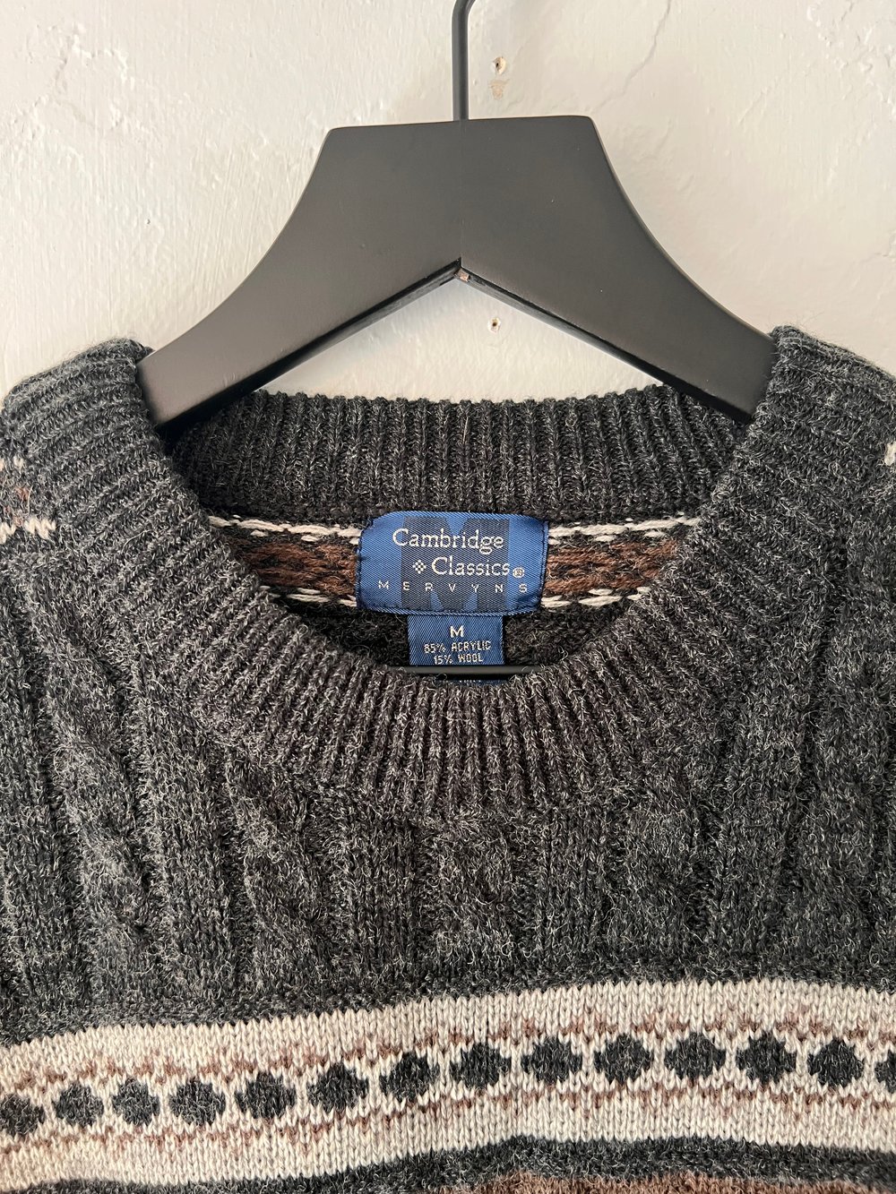 Vintage Cambridge Classics Earthy Sweater (M)