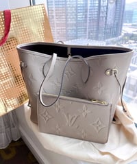 Image 7 of Empreinte Neverfull 