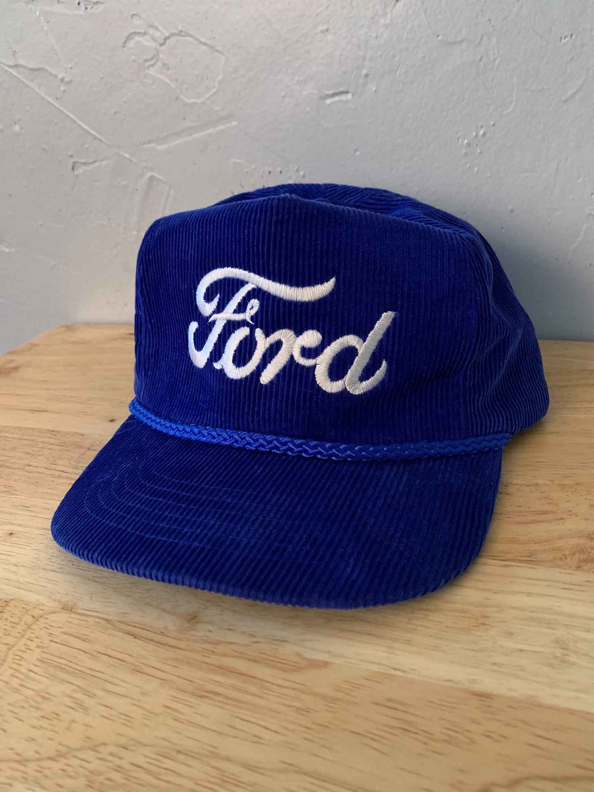 FORD vintage corduroy cap-