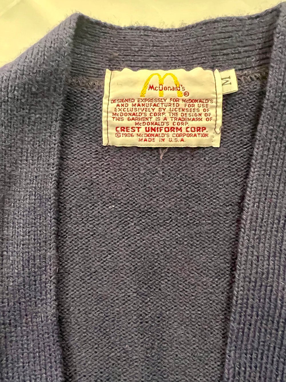 MCDONALDS π VINTAGE 1986 CARDIGAN