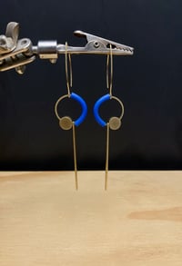 Image 4 of Outlined Earring
