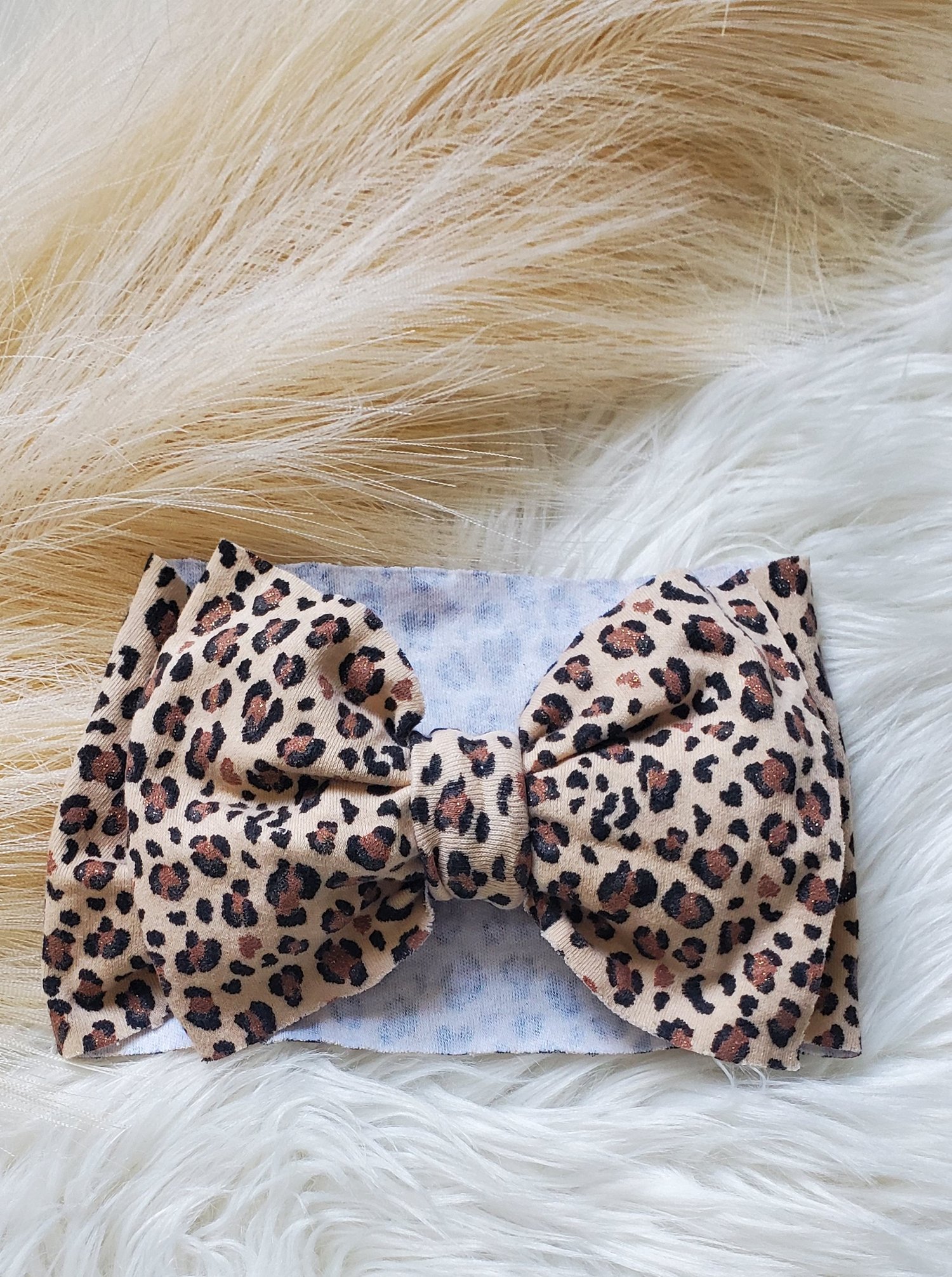 Image of Leopard bows