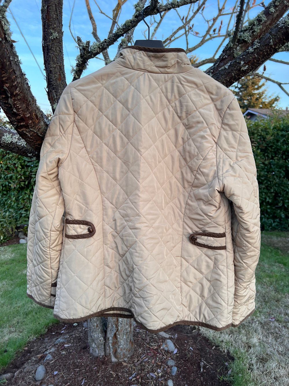 Modern St. John’s Bay Quilted Tan Jacket (L)