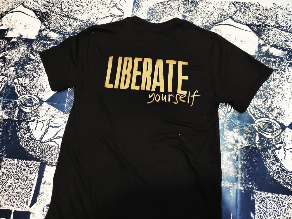 Chumbawamba Liberate Yourself tee