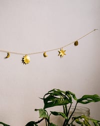 Image 2 of Guirnalda Astros